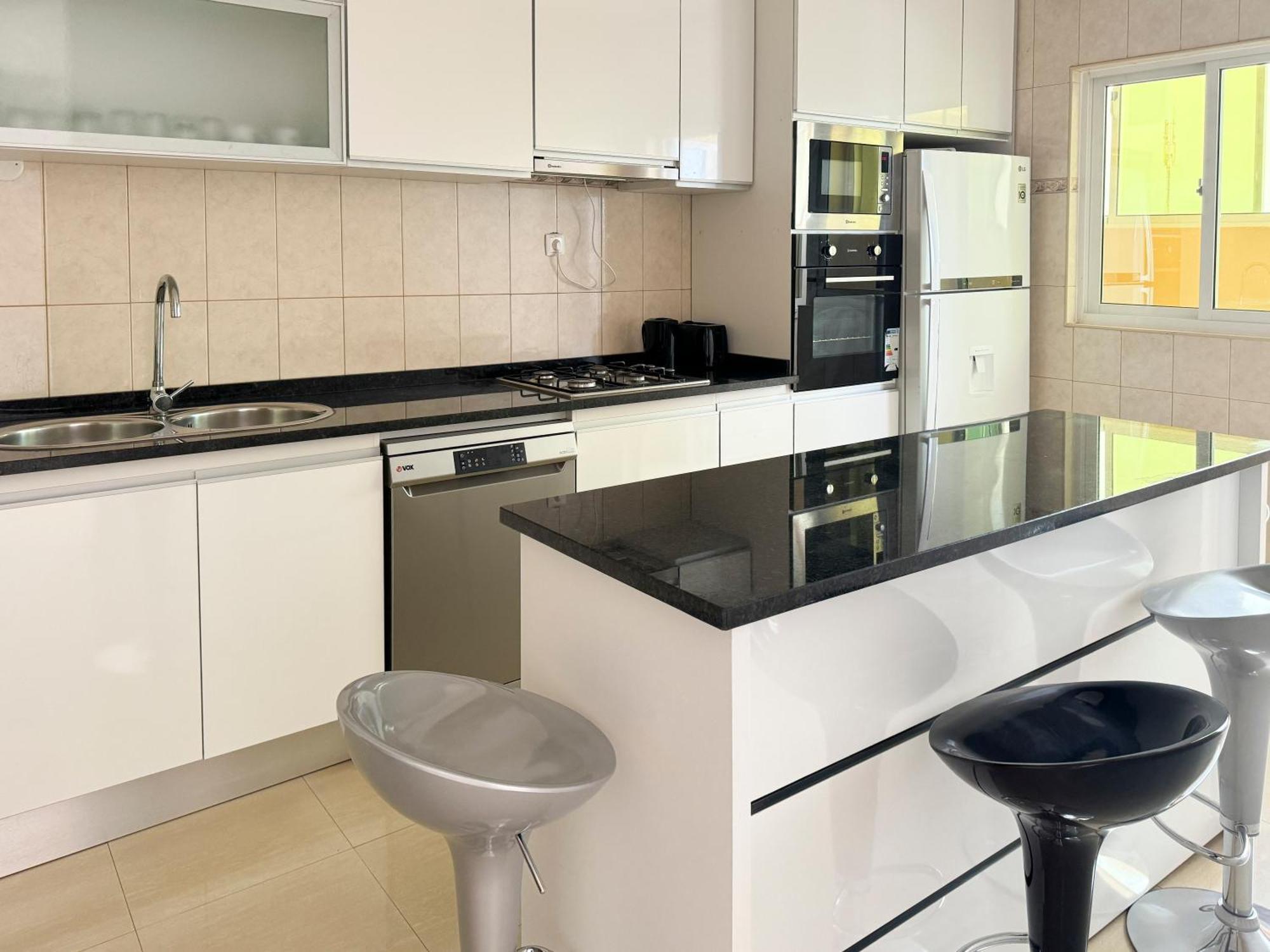 3 Bedroom Apt, Free Wifi & Ac, Cidadela - Lcgr Praia Zewnętrze zdjęcie